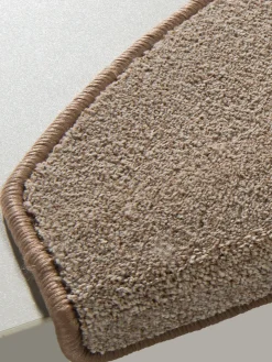 Kensington Stufenmatte, Sand