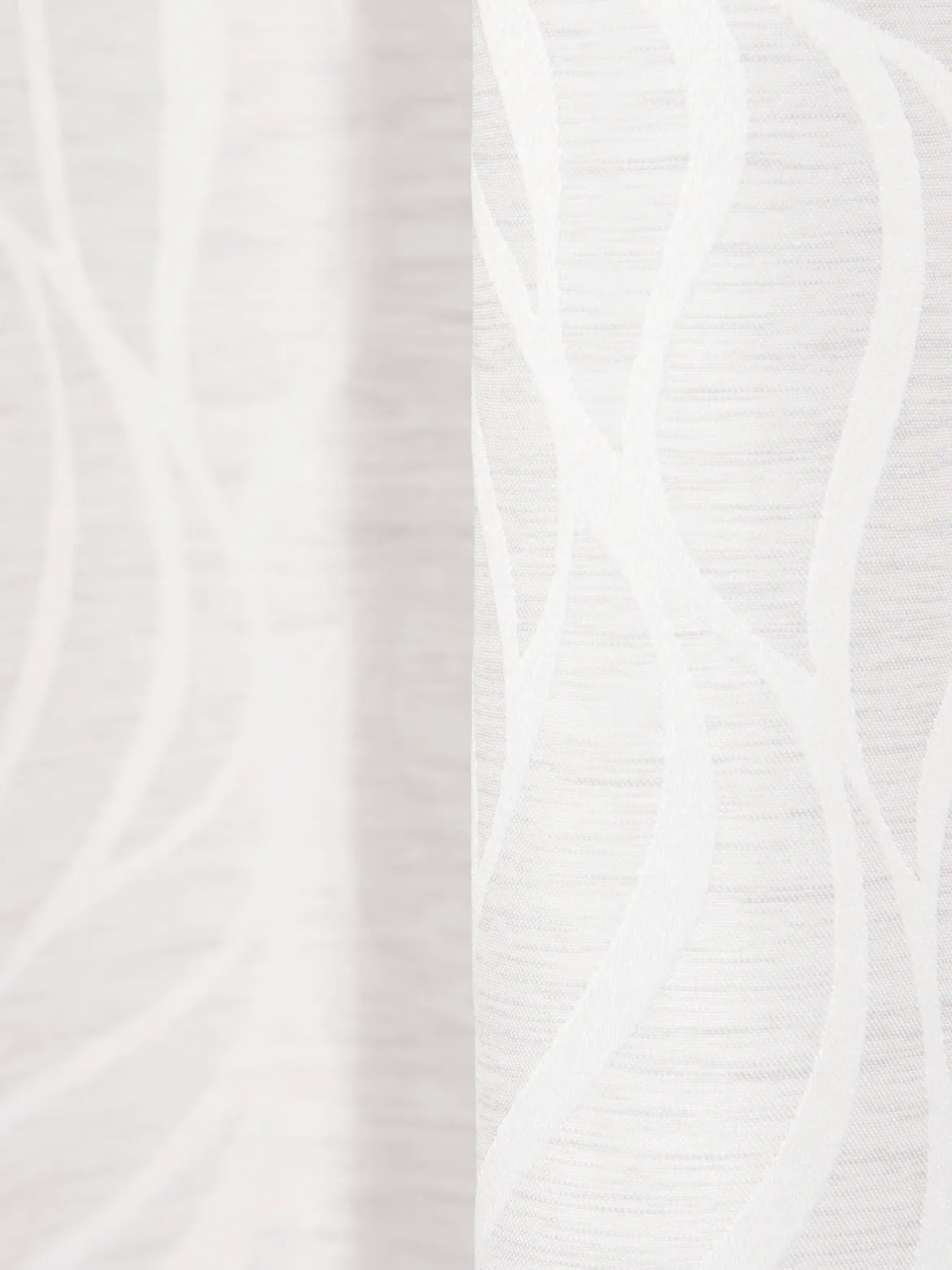Klara Ösenschal, Offwhite