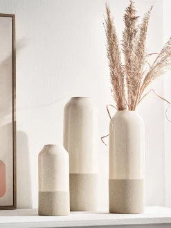 Linda Vase, Beige