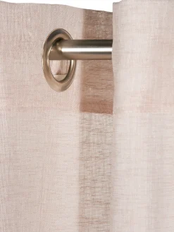 Madox Ösenschal, Rose