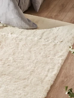 Ranua Kunstfell-Teppich, Creme