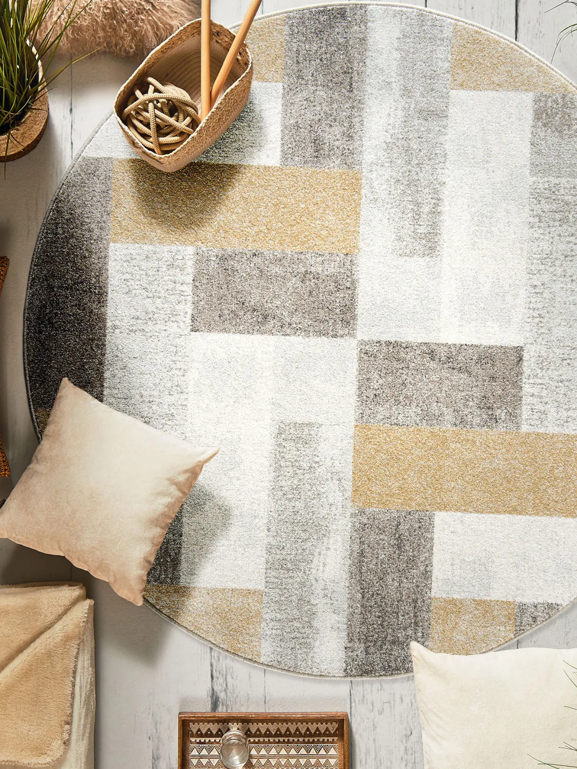 Urban Maze Moderner Teppich, Gold