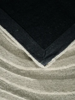 Wavy Woll-Teppich, Offwhite