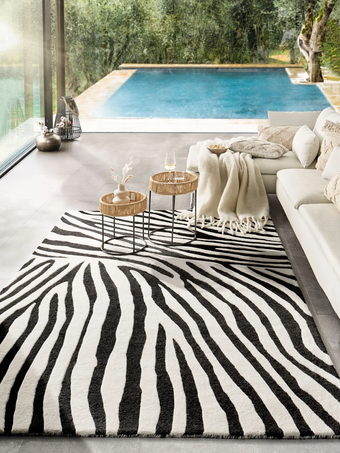 Zarena Woll-Teppich, White/Black